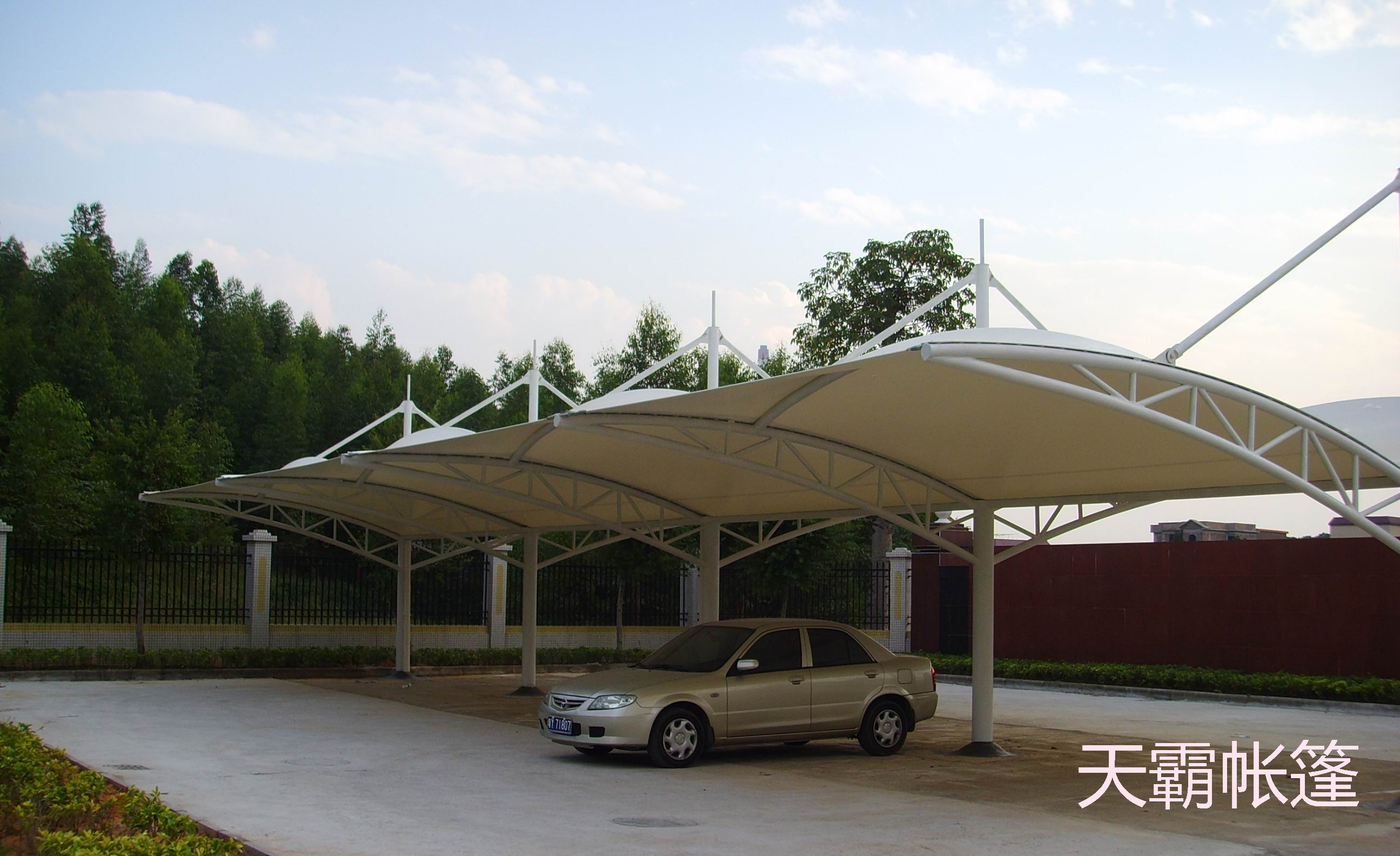 使用膜結(jié)構(gòu)停車棚,你需要注意下面幾點(diǎn)