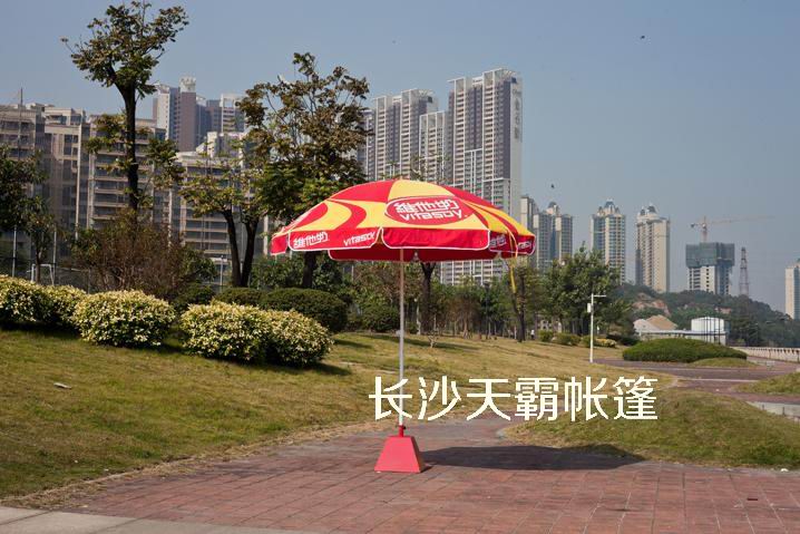 太陽(yáng)傘選天霸 交貨快質(zhì)量好 天霸太陽(yáng)傘定制流程